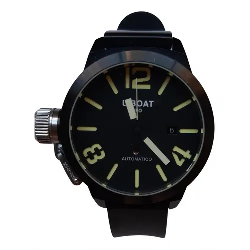 montre u boat en acier noir